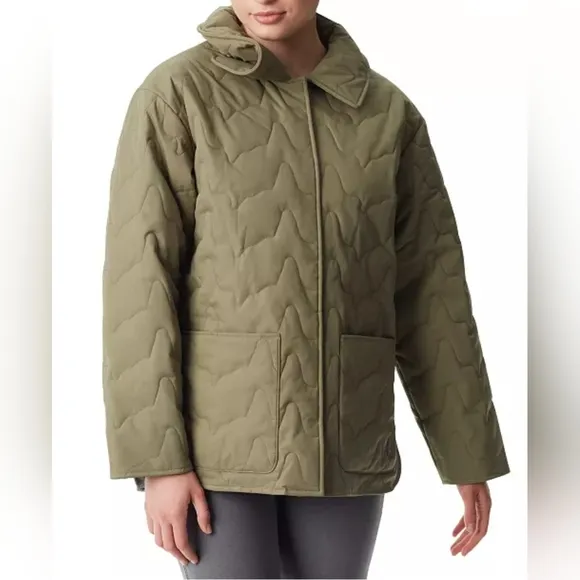 Bass Outdoor Quilted Barn Coat Size Medium NWT