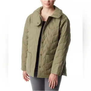 Bass Outdoor Quilted Barn Coat Size Medium NWT