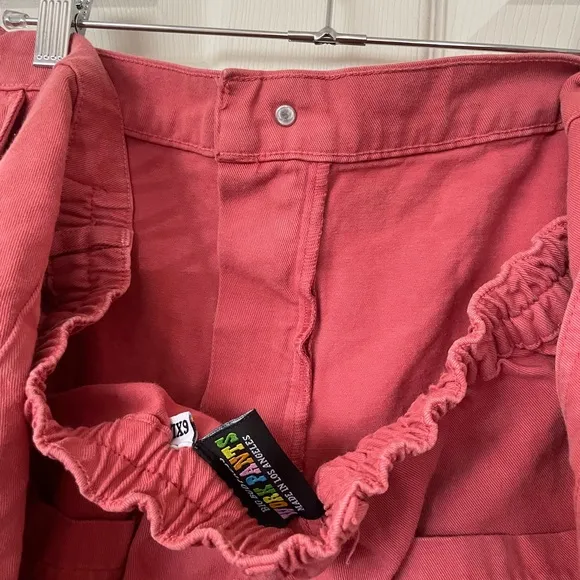 Big bud press coral red work pants shorts