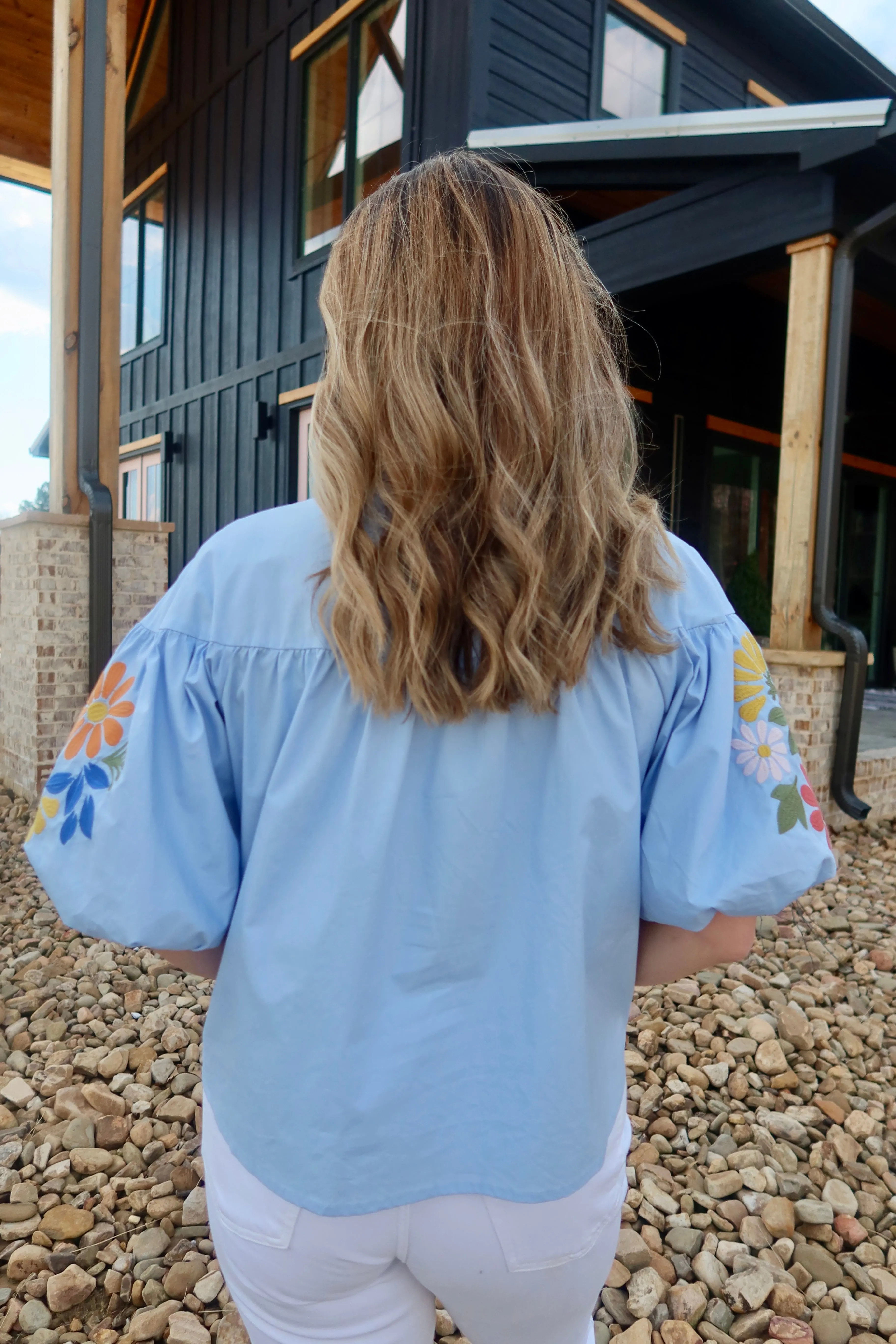 Button Down Collared Shirt w/ Embroidery Balloon Sleeve