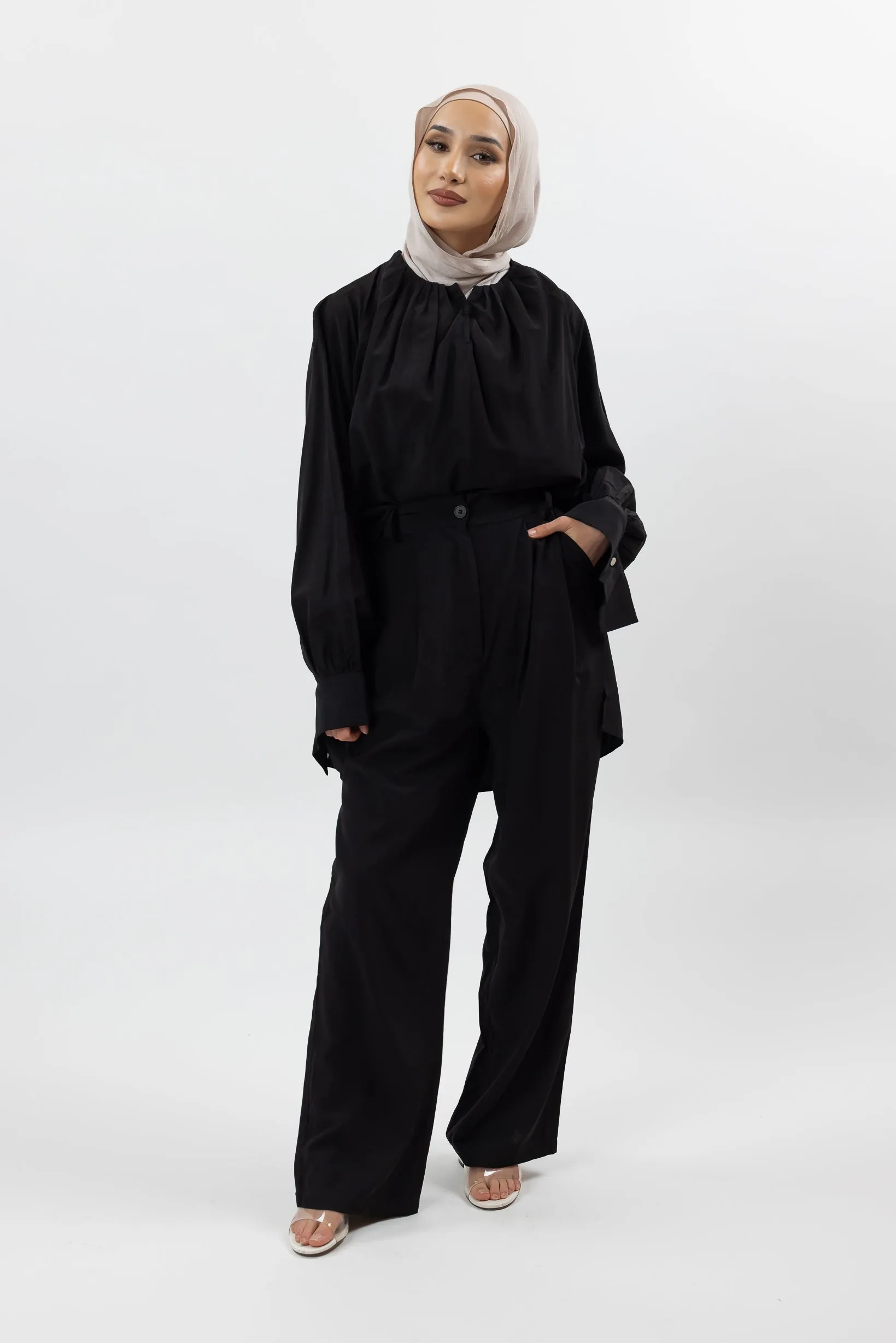 Carli Detailed Pants