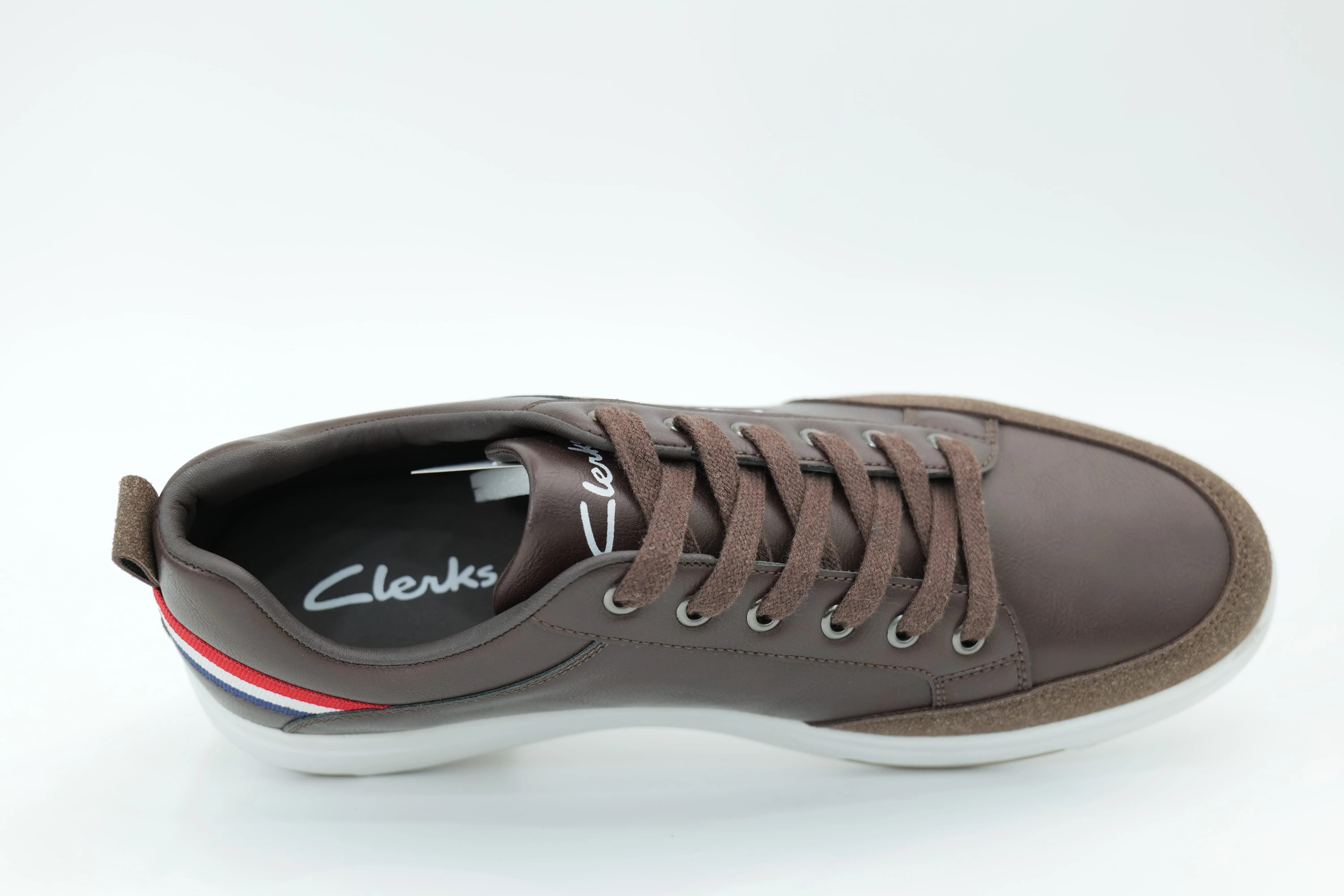Casual sneakers