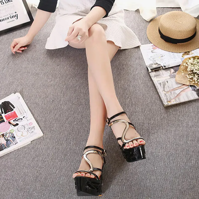 Chic Breeze Wedge Sandals