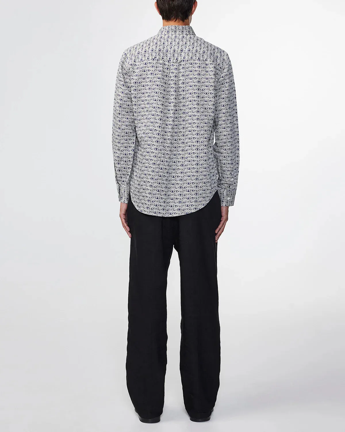Colby 5709 Taupe-Navy Allover Print