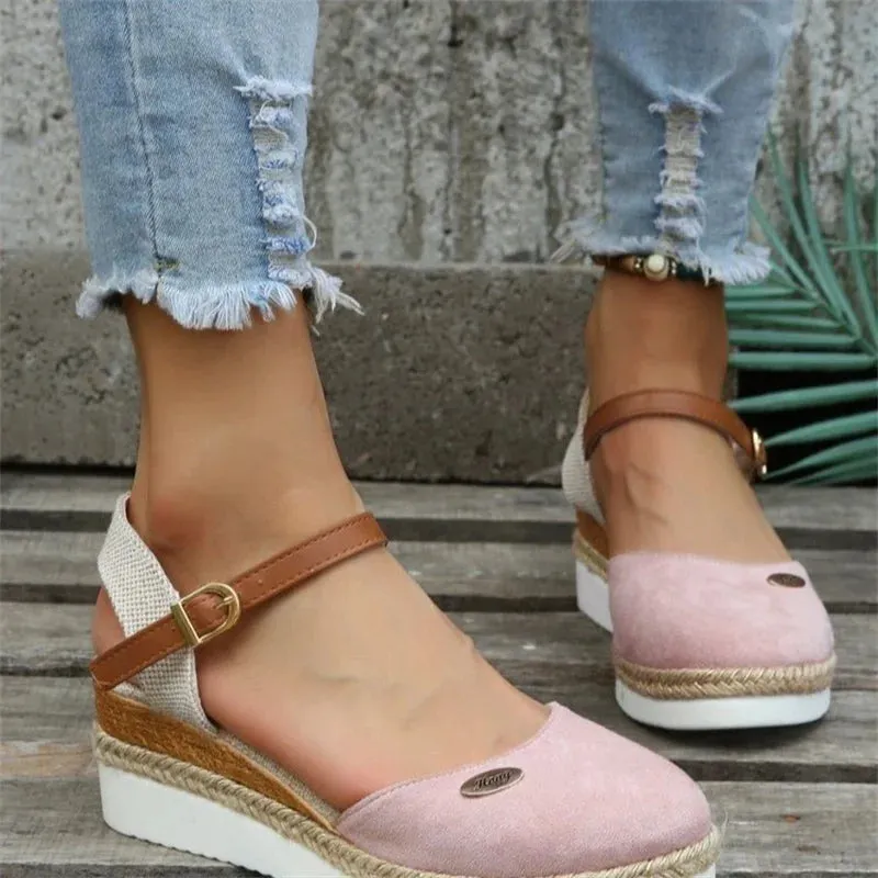 Comfortable and versatile orthopedic summer Sandals