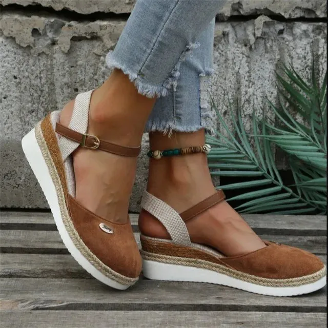 Comfortable and versatile orthopedic summer Sandals