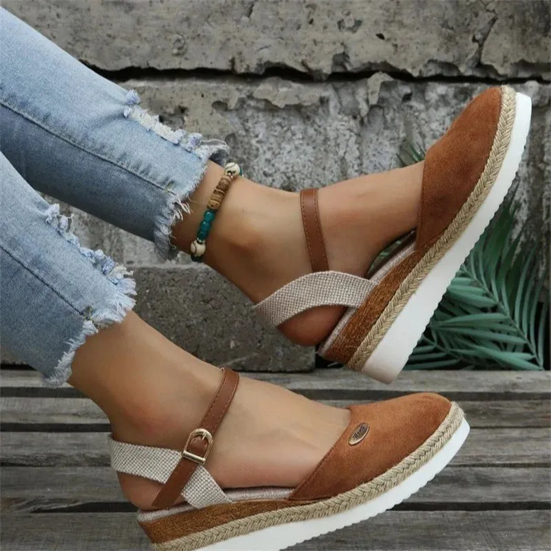 Comfortable and versatile orthopedic summer Sandals