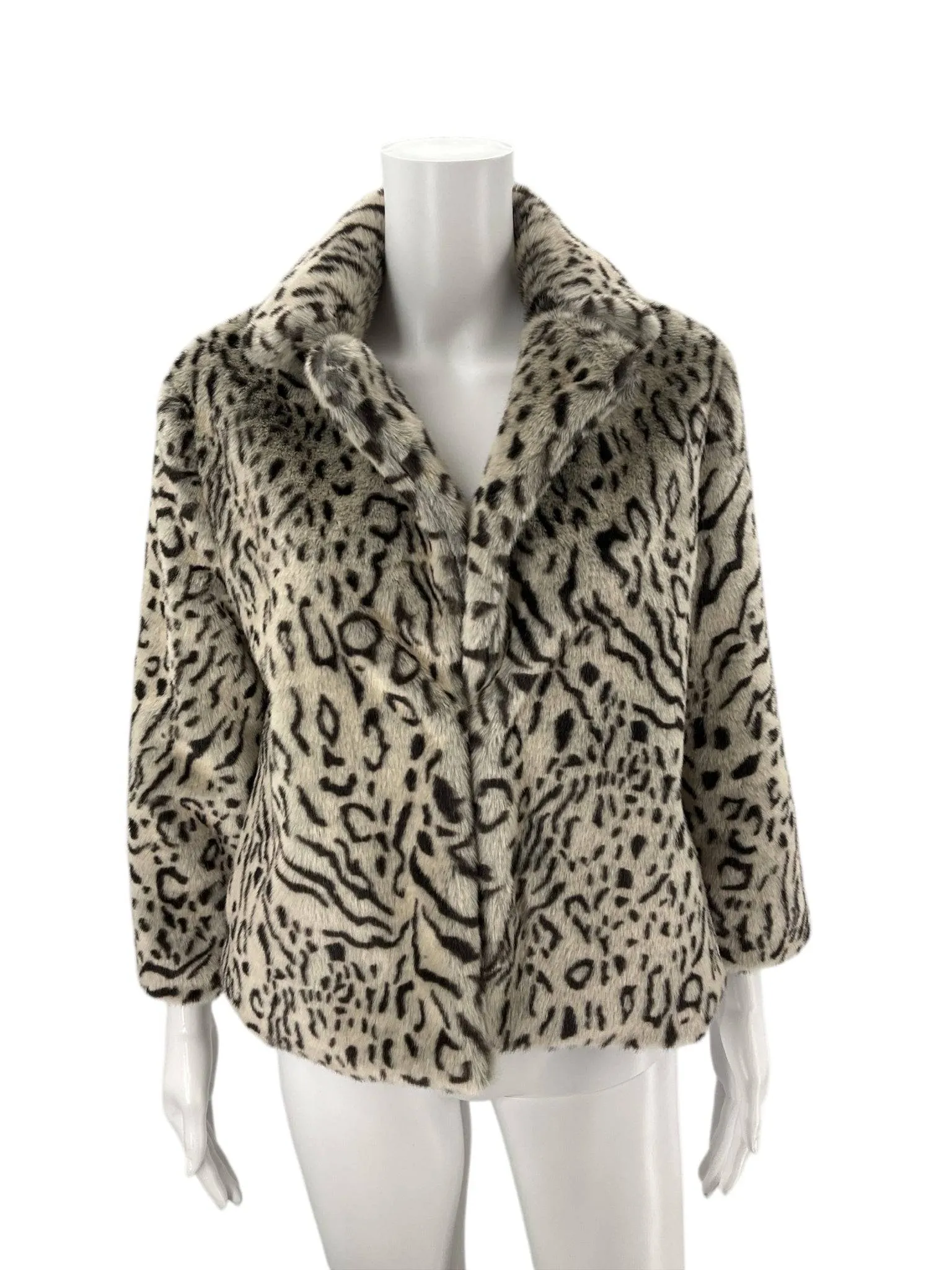 Cupcakes & Cashmere Jacket Size Small