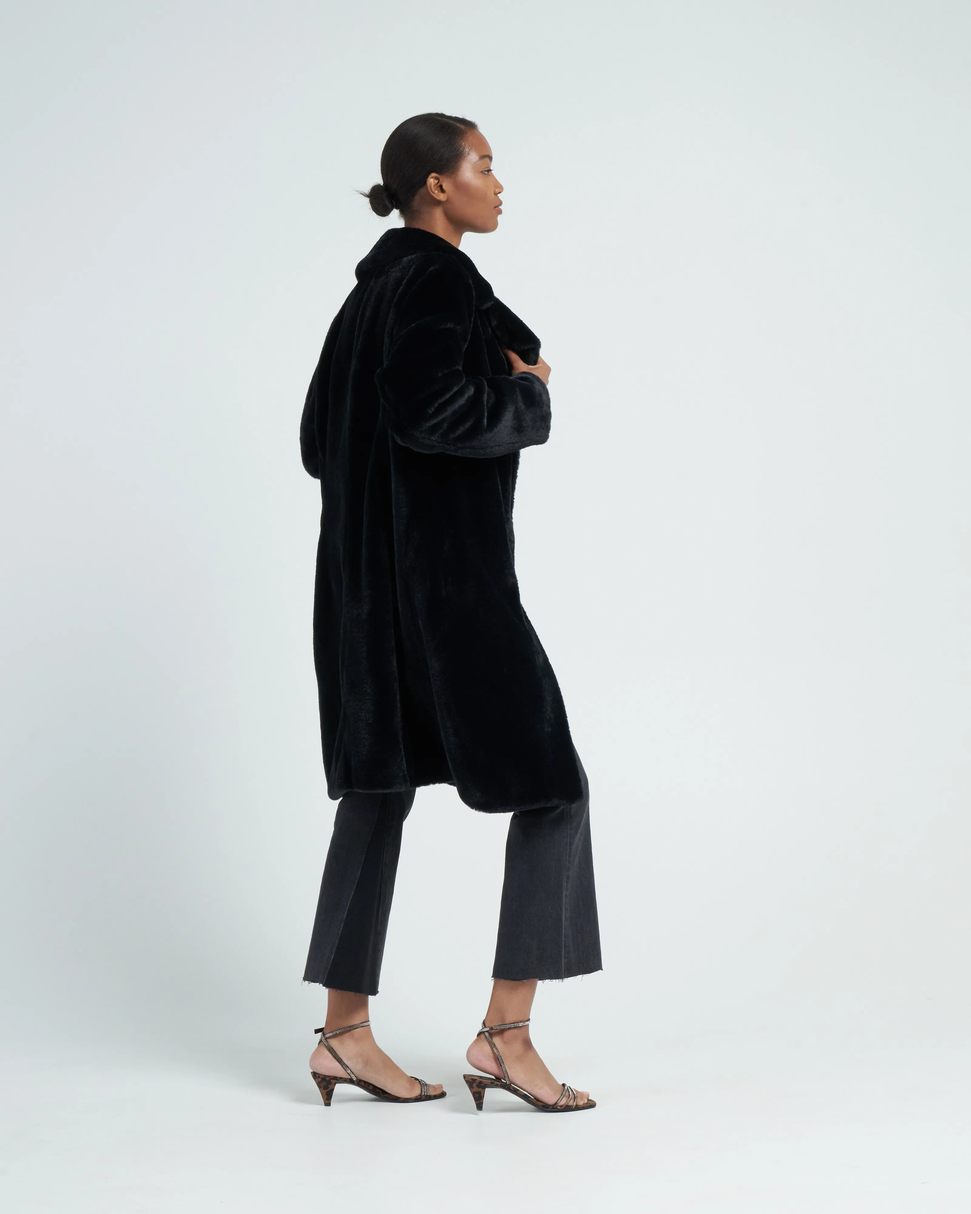 faux fur with foulard lining