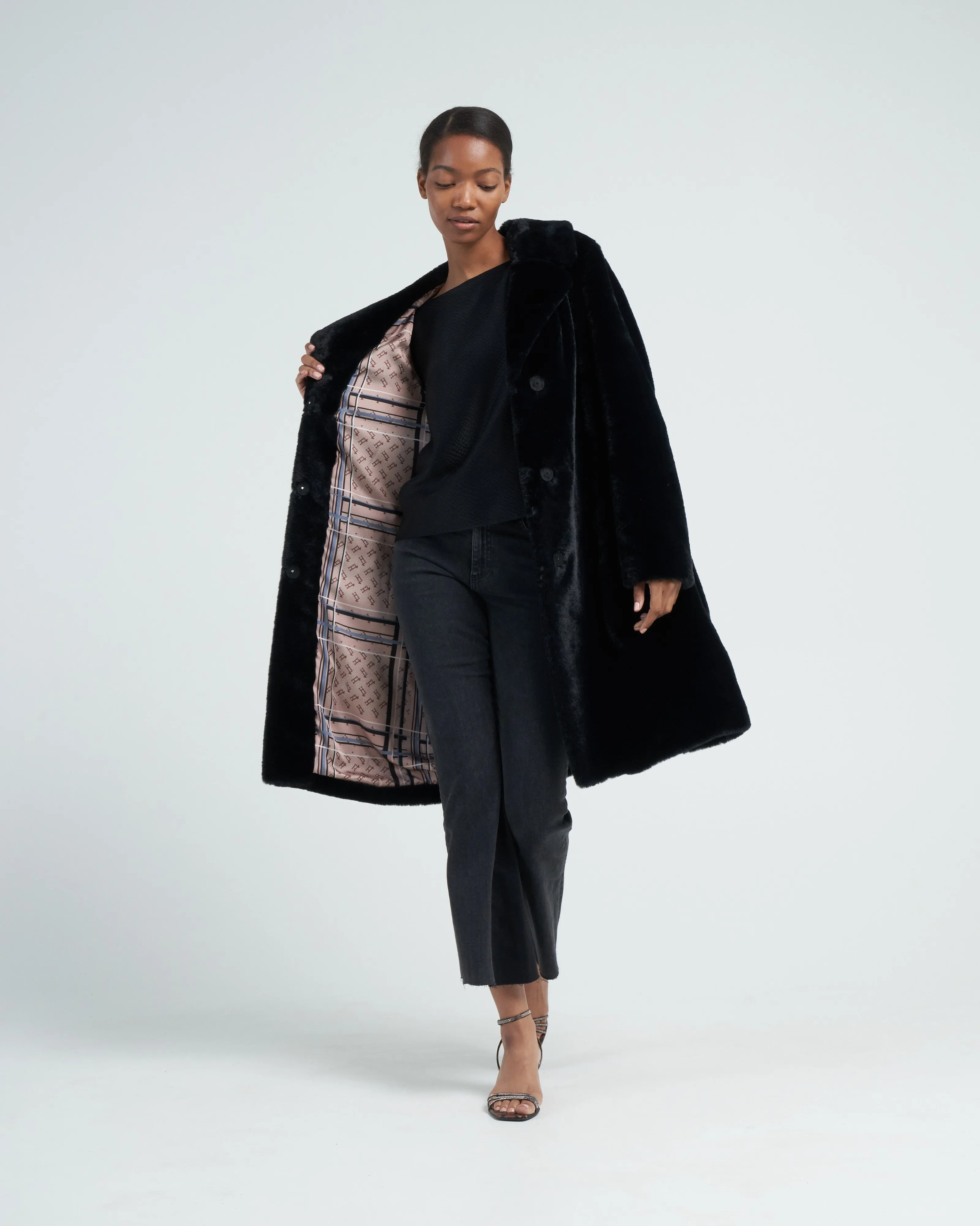 faux fur with foulard lining