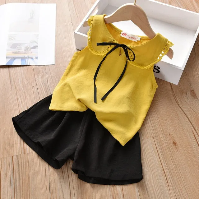 Girl Floral Sleeveless T-shirt Solid Shorts 2PCS Suit Fashion 3-7T