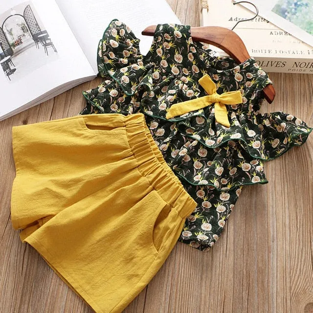 Girl Floral Sleeveless T-shirt Solid Shorts 2PCS Suit Fashion 3-7T