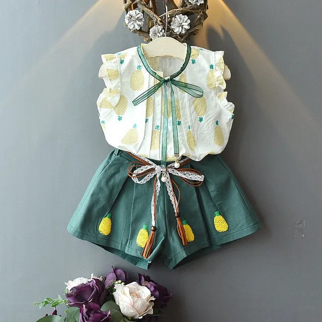 Girl Floral Sleeveless T-shirt Solid Shorts 2PCS Suit Fashion 3-7T
