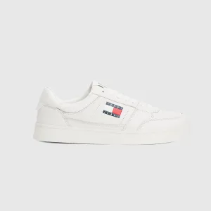 Greenwich Essential Sneaker - off white