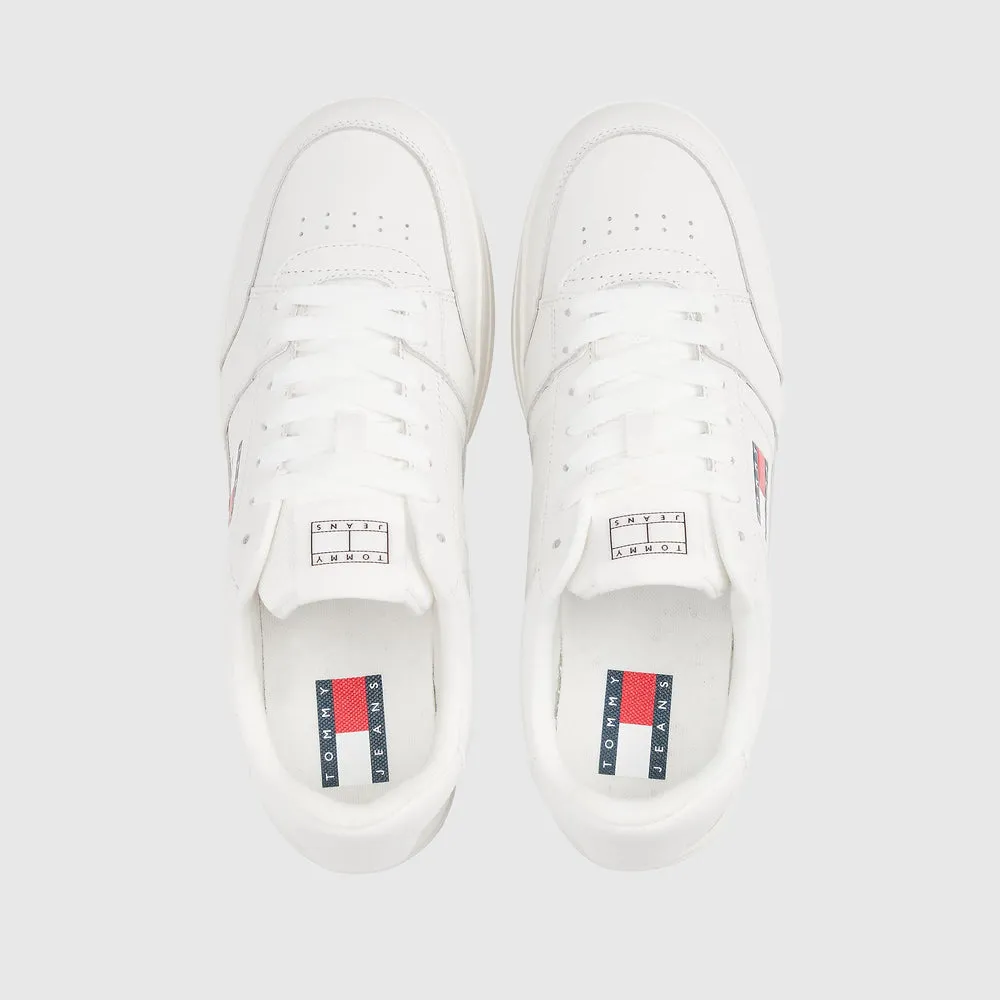 Greenwich Essential Sneaker - off white