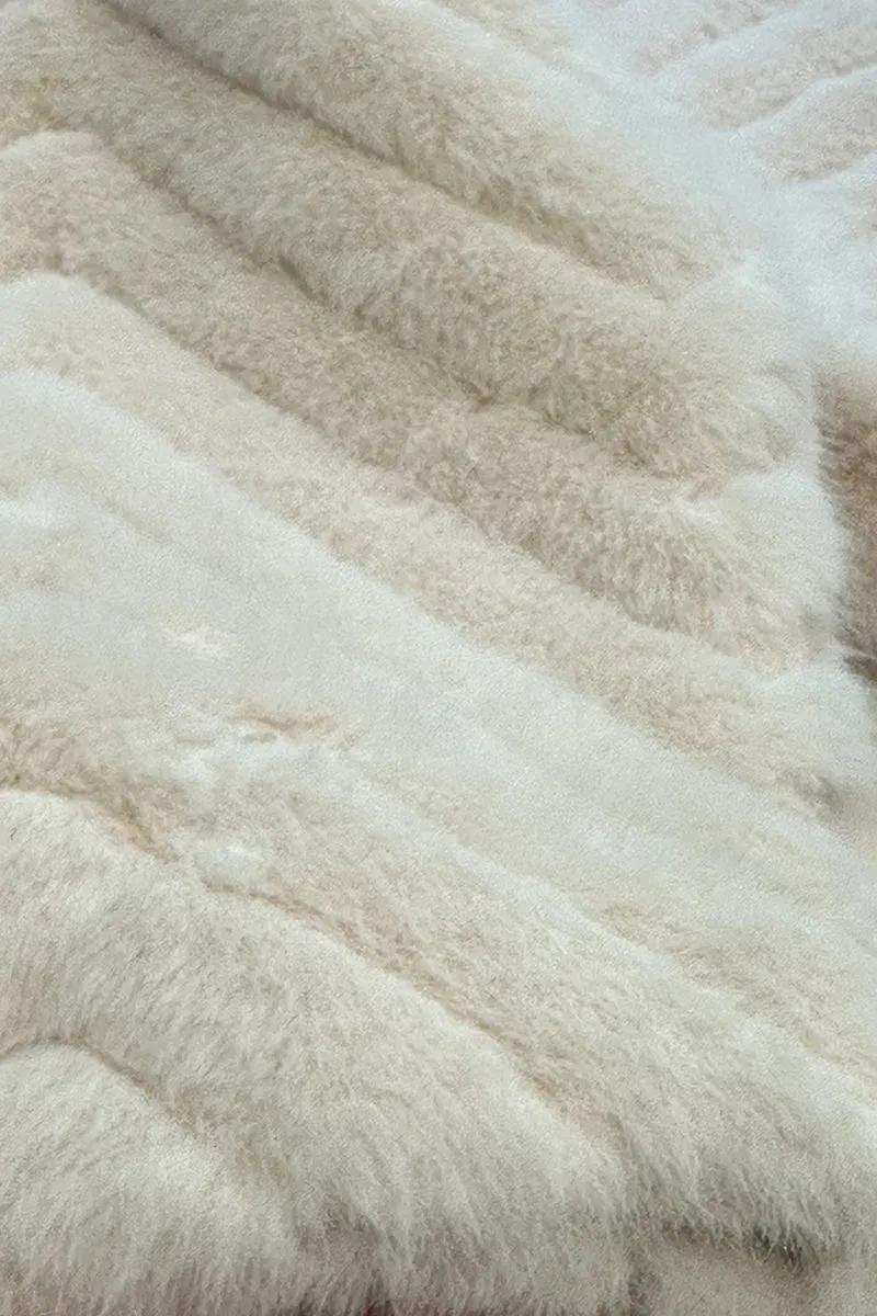 HCT004 Belted Faux Fur Coat Outerwear