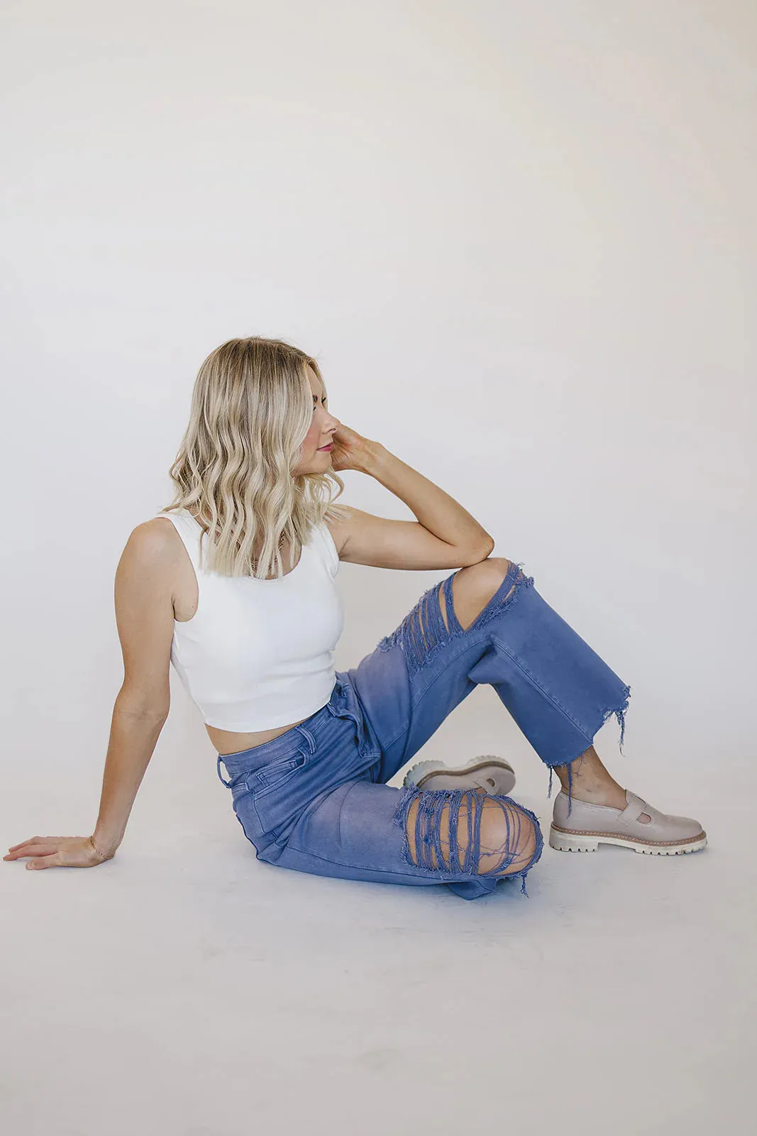 Hi-Rise Distressed Garment-Dyed Cropped Wide Leg Jeans- Marlin