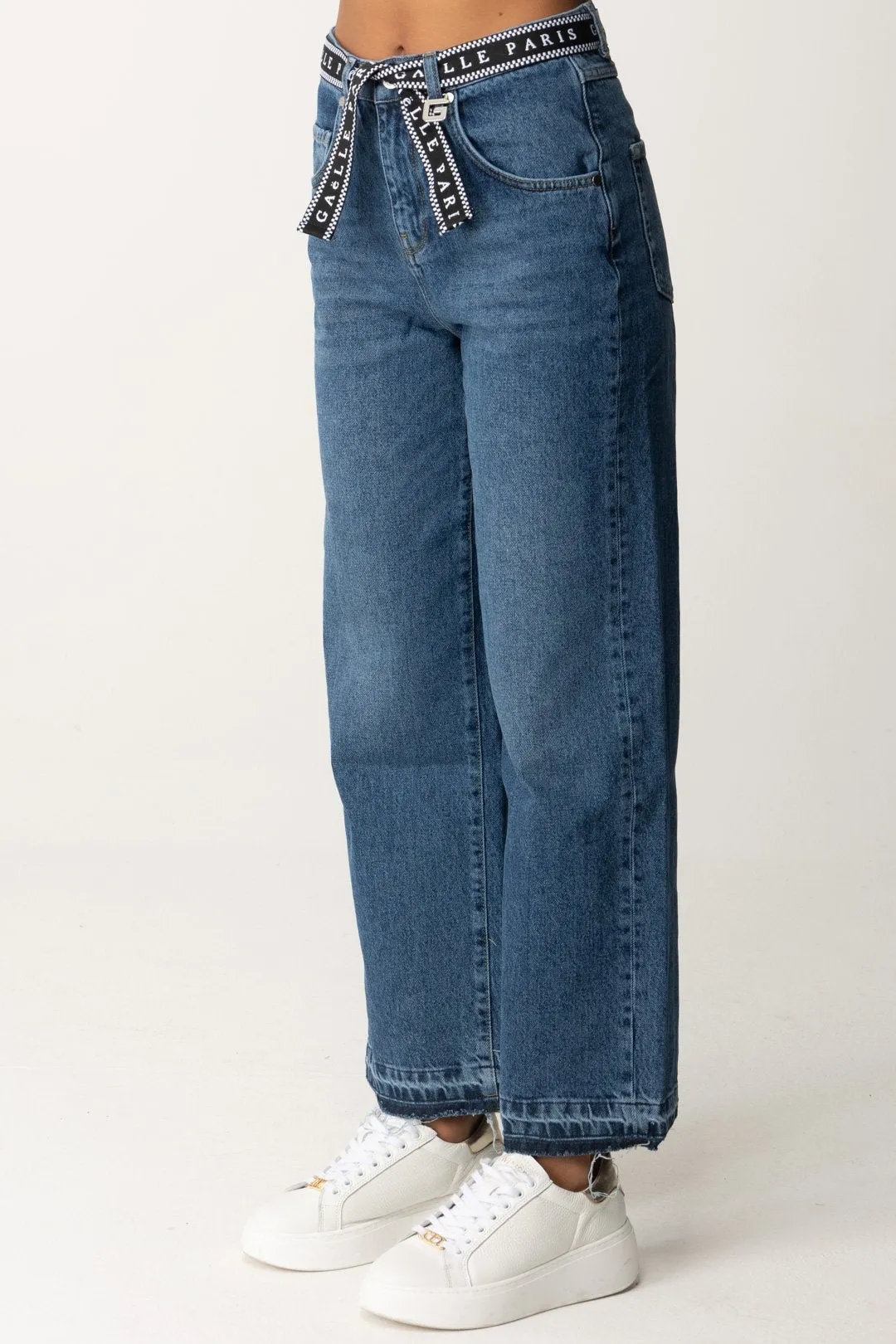 Jeans con Cintura Logata