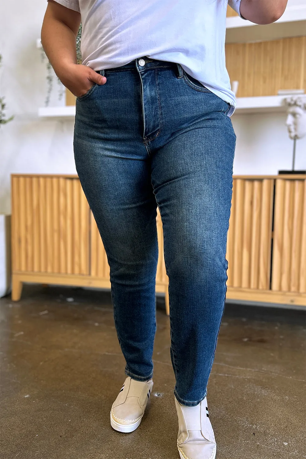 Judy Blue Regular/Plus Size Tummy Control High Waist Slim Jeans