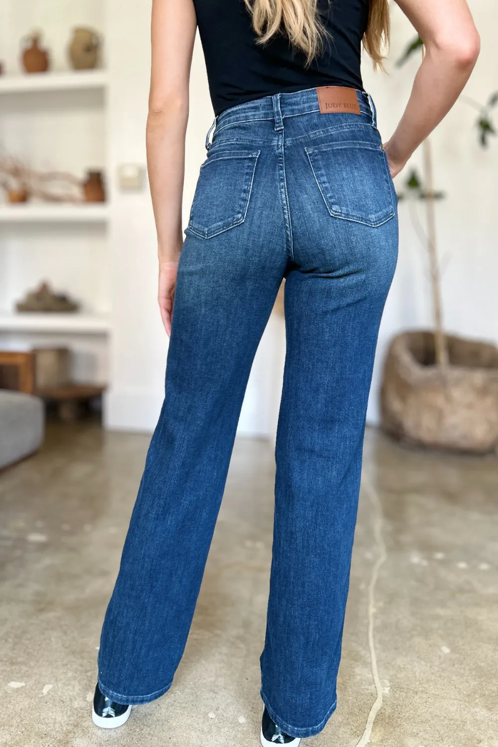 Judy Blue Tummy Control Straight Jeans ONLINE EXCLUSIVE
