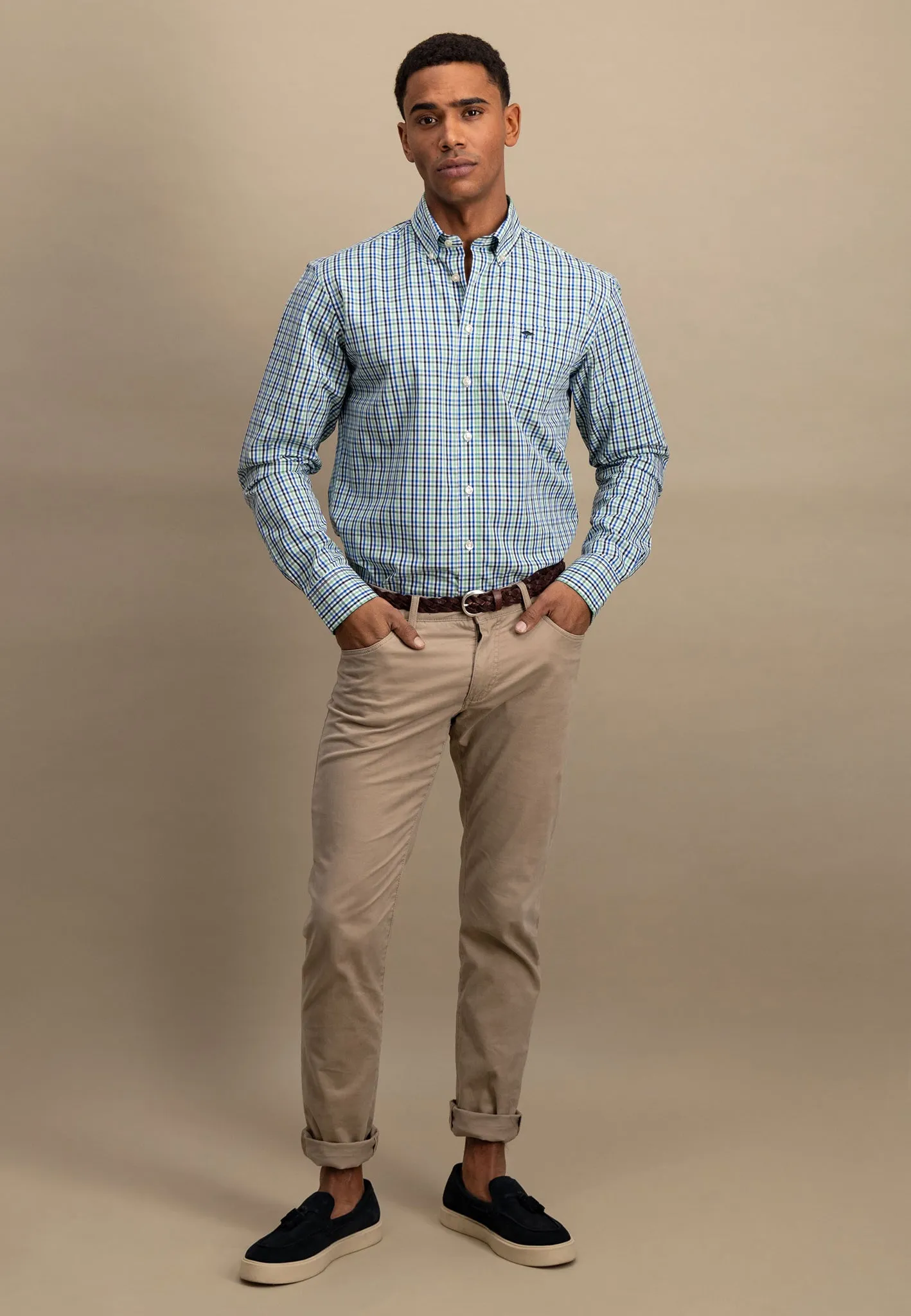 Kariertes Hemd aus Baumwolle mit Button-Down-Kragen
