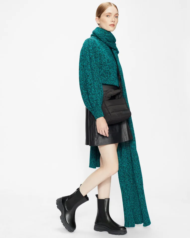Lilanna Chelsea Boots in Black