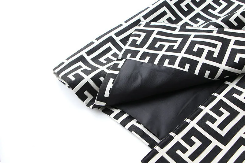 Loose Design Lace-up