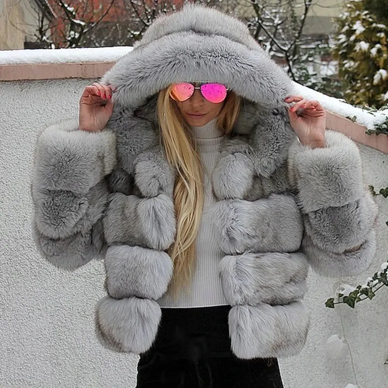 Luxury Faux Fox Fur Coat Women Short Winter Jacket with Big Fur Hood Thick Warm Overcoat 2020 New Fashion Flurry Fake Fur Coats