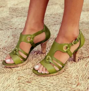 Mary: Comfortable heeled sandals