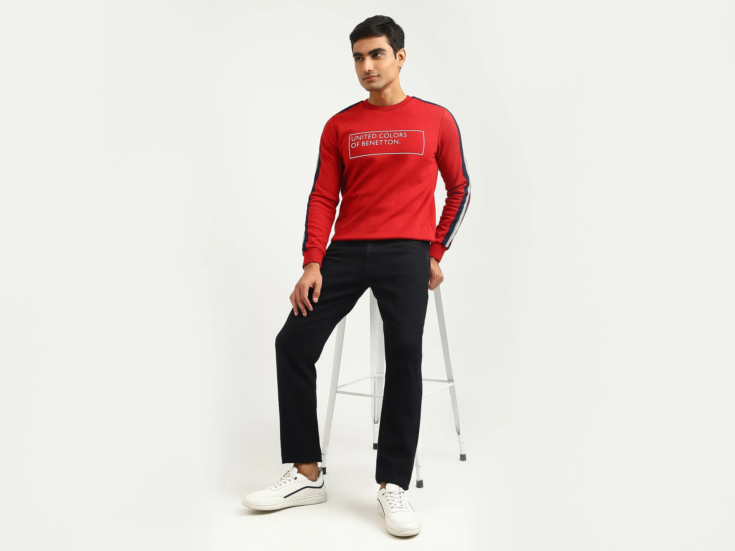 Men Printed Round Neck Sweatshirt