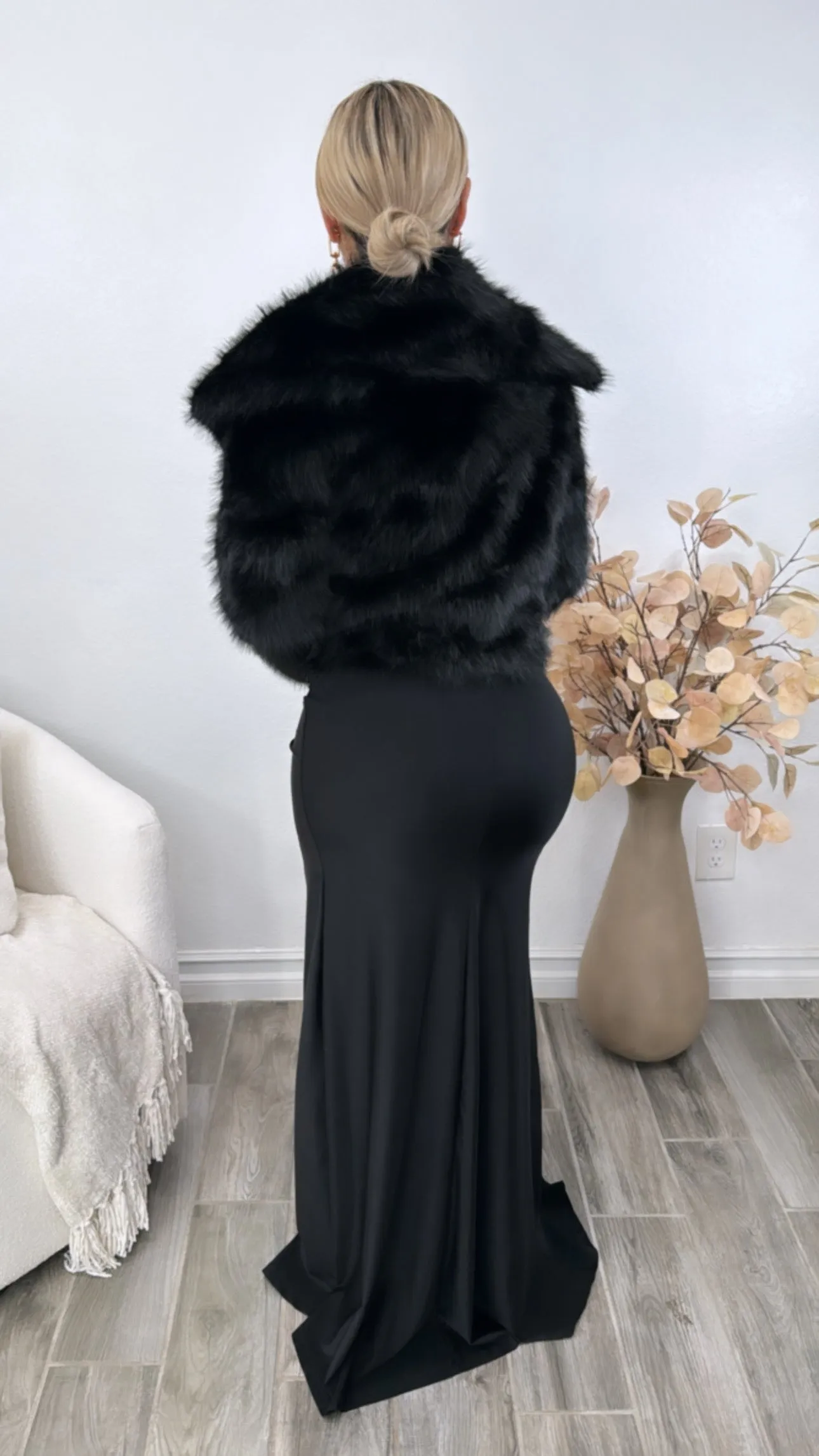 MISTY BLACK COAT