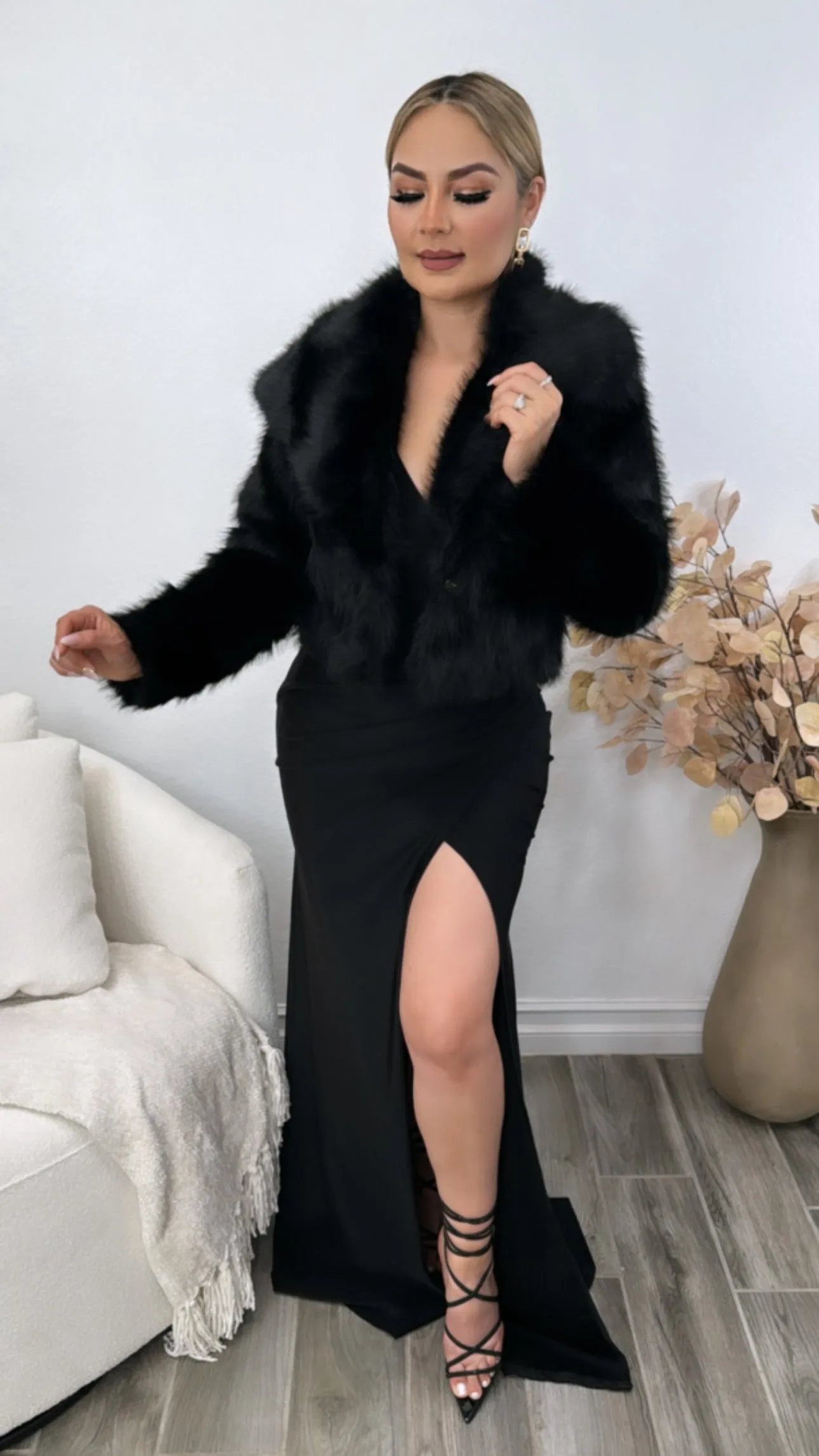 MISTY BLACK COAT