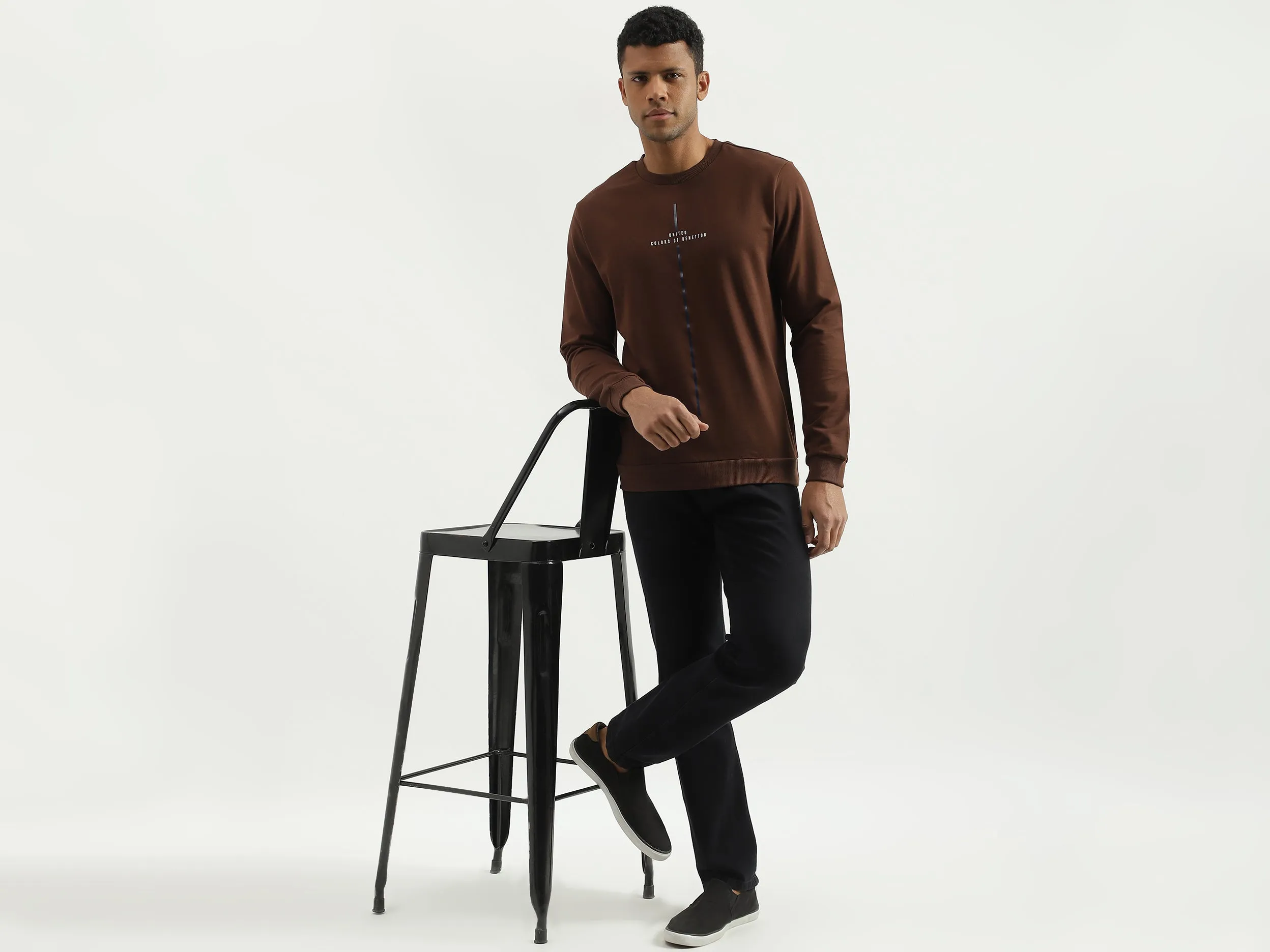 Regular Fit Round Neck Solid Sweatshirt