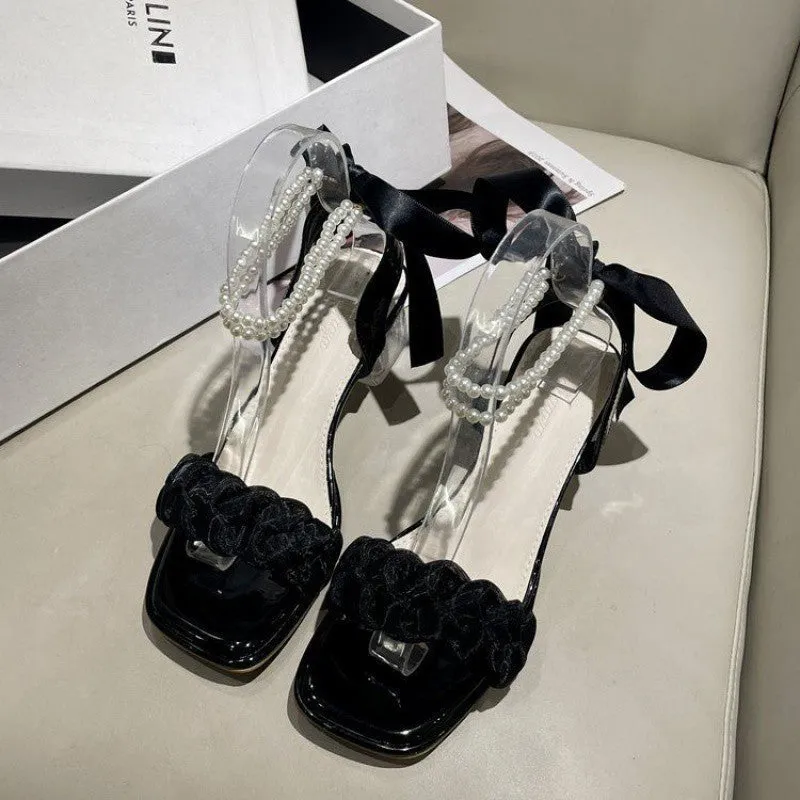 Relaxed and supportive orthopedic summer footwear