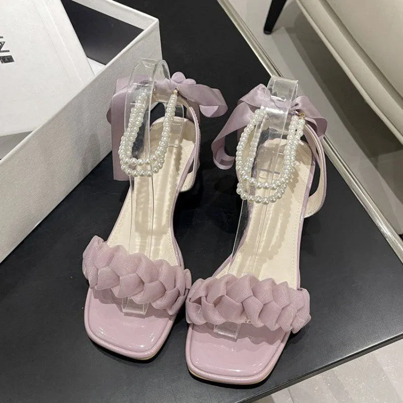 Relaxed and supportive orthopedic summer footwear