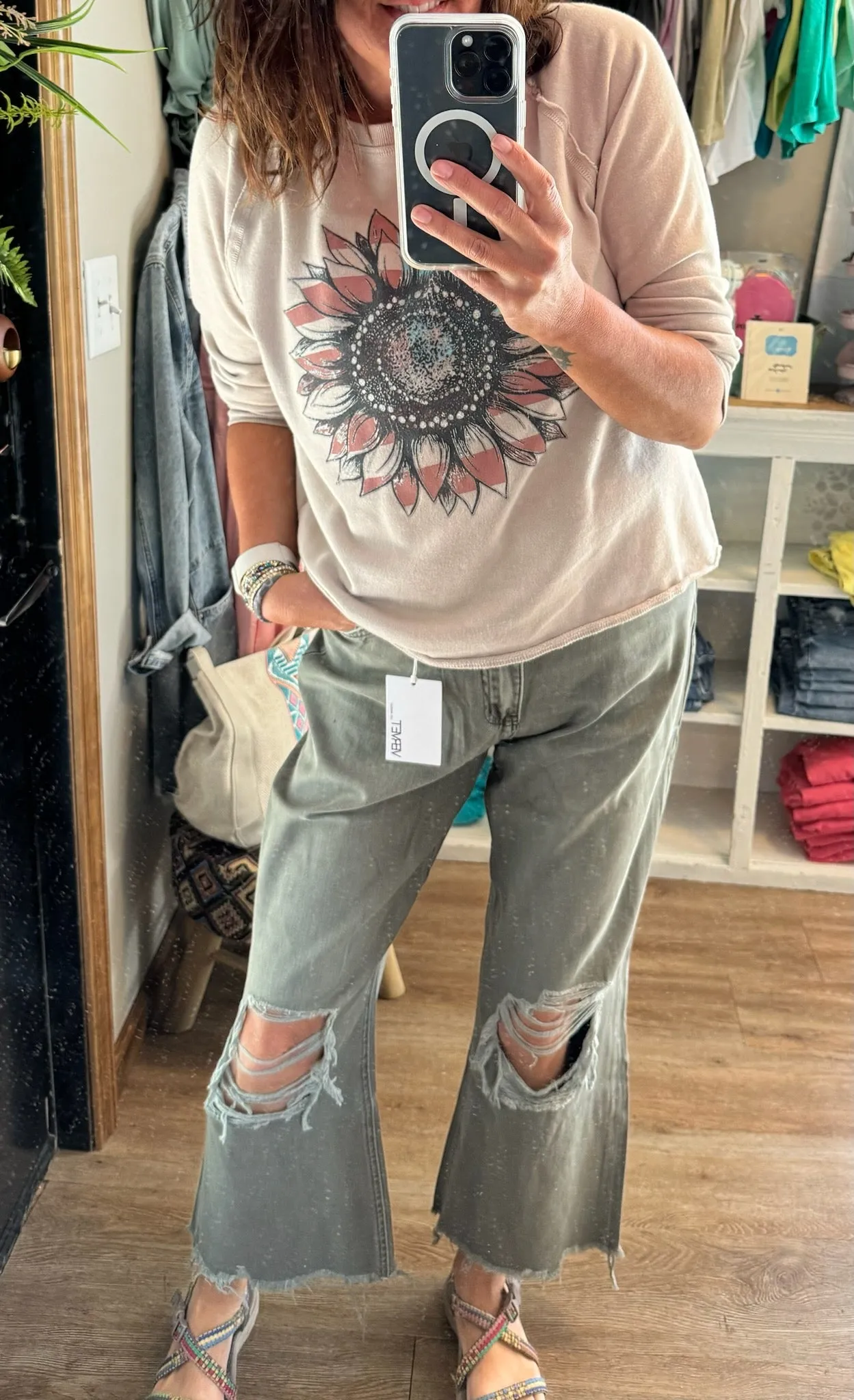SMOKEY MOON DISTRESSED CROP