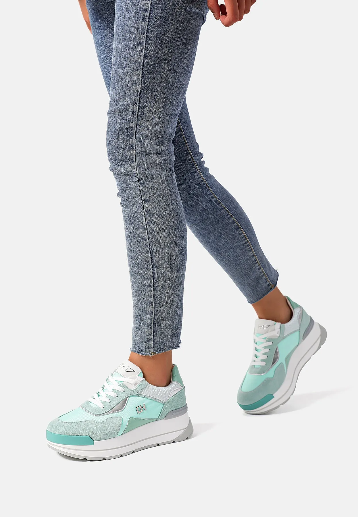 Sneakers QH7024