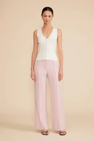 Tara Pant