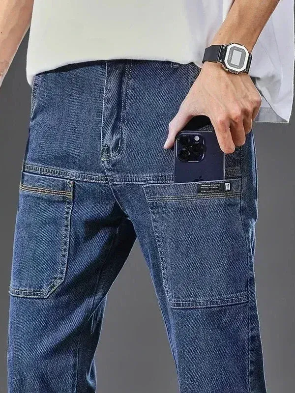 TrendMarke Herren Slim-Fit Cargo Jeans mit Sechs Taschen