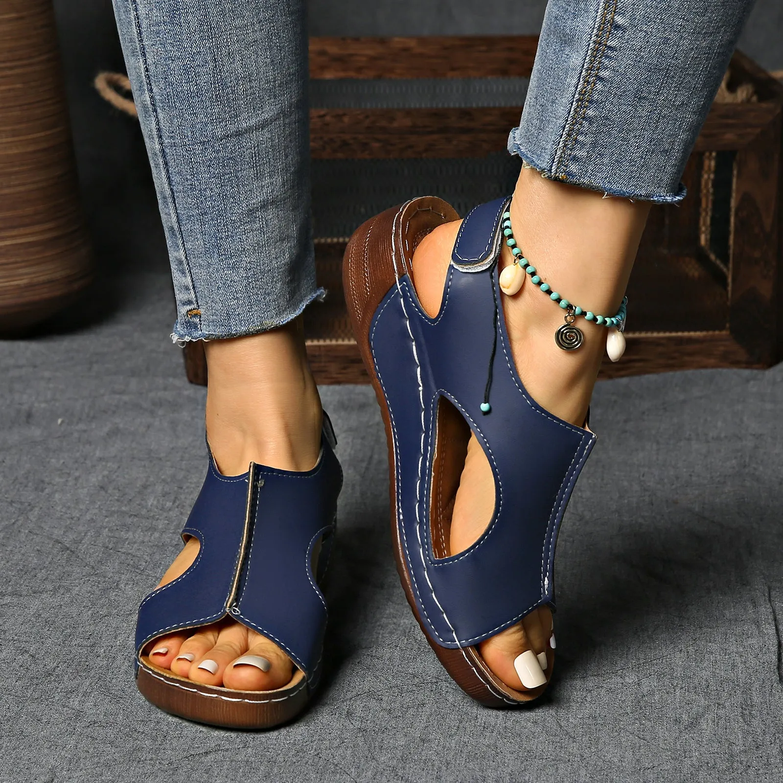 Wendy - Casual leather orthopedic sandals