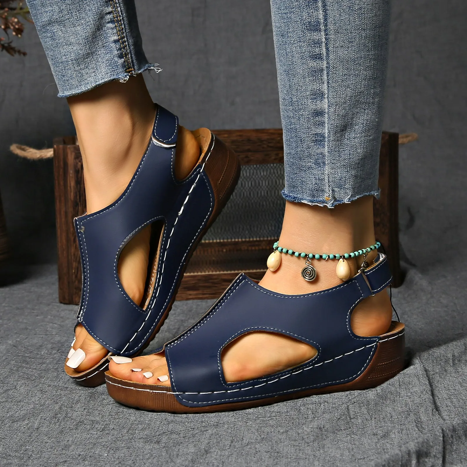 Wendy - Casual leather orthopedic sandals