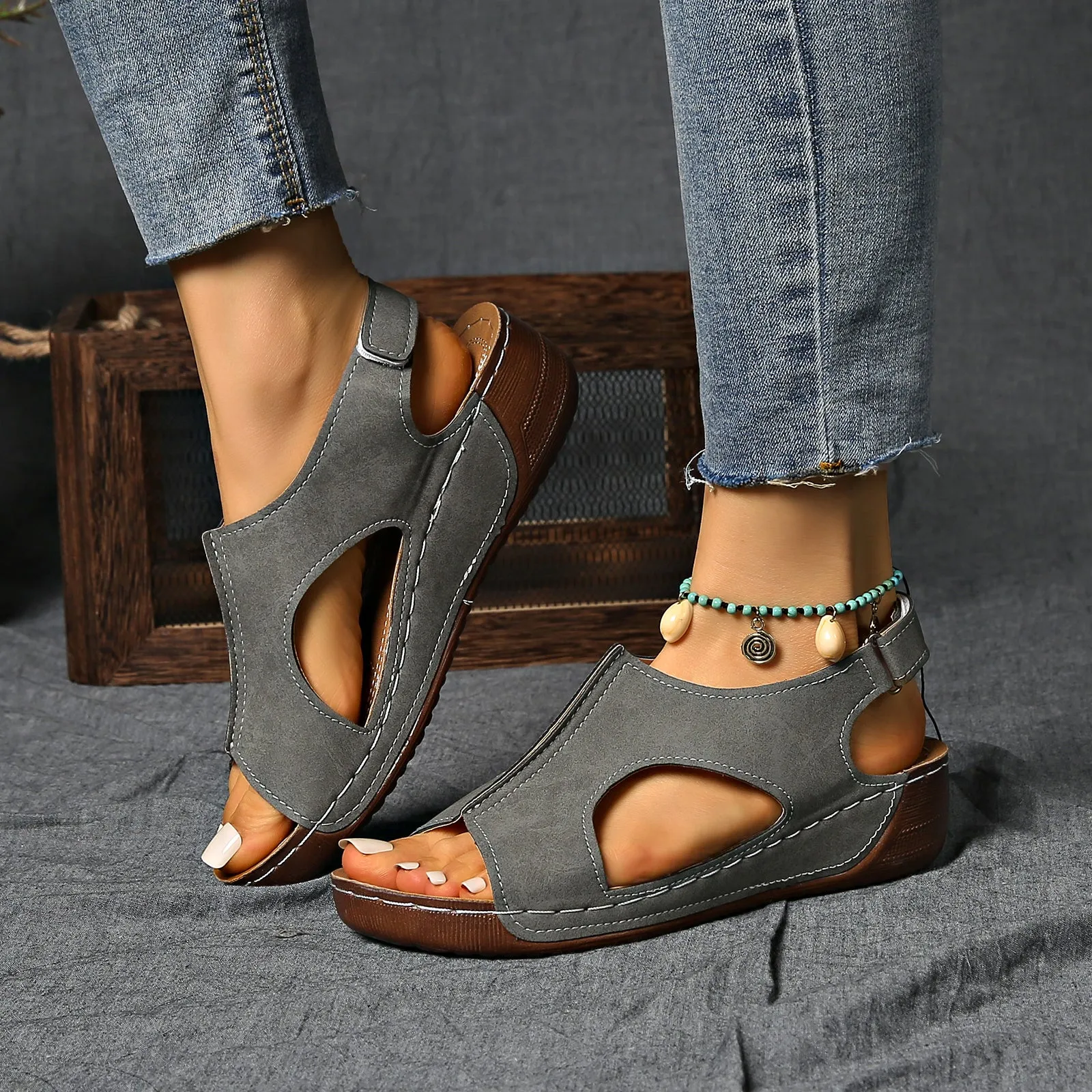 Wendy - Casual leather orthopedic sandals