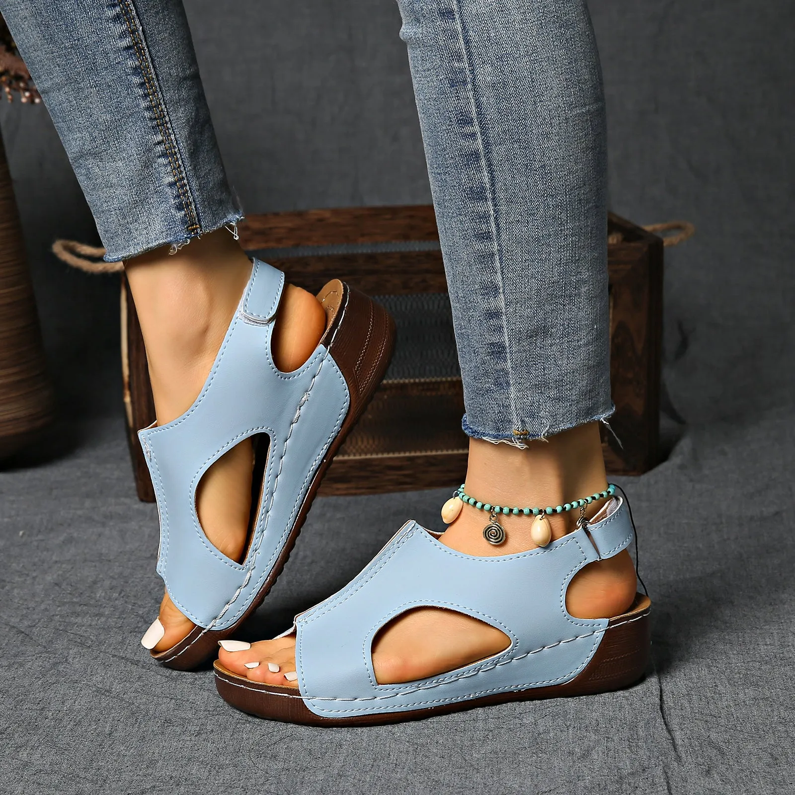Wendy - Casual leather orthopedic sandals
