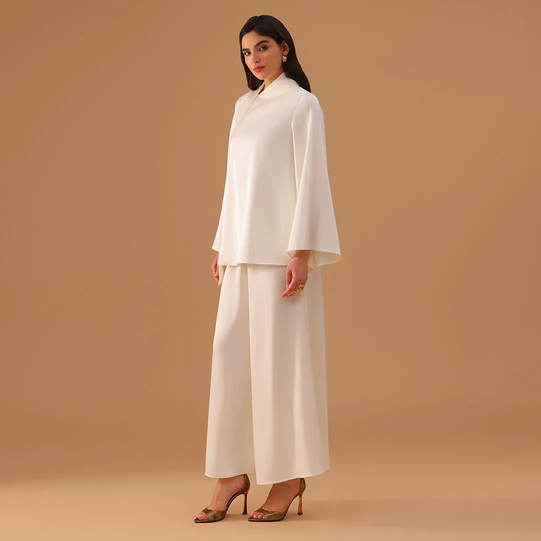 Wide-Leg High-Waist Pants in Ivory