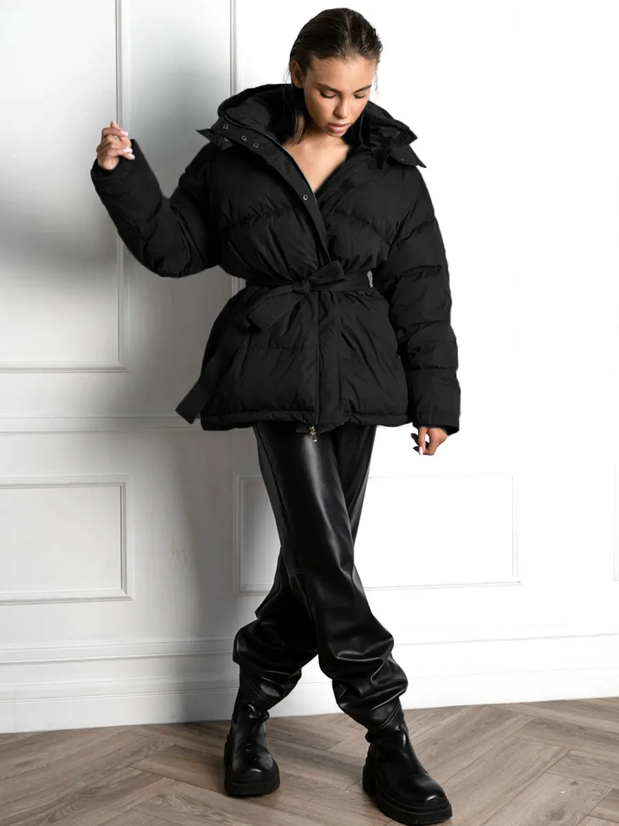 Women’s Fashionable Short Thick Puffer Coat with Belt