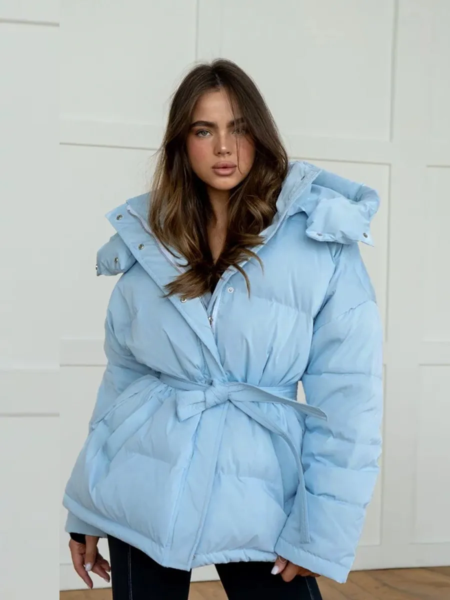 Women’s Fashionable Short Thick Puffer Coat with Belt