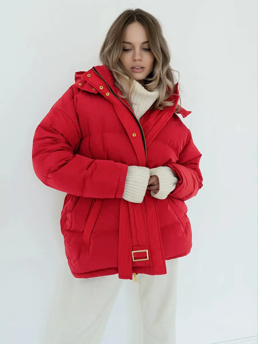 Women’s Fashionable Short Thick Puffer Coat with Belt