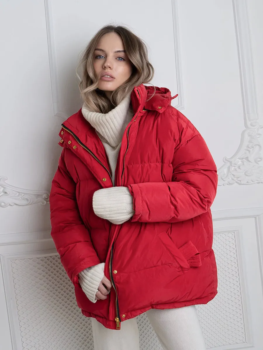 Women’s Fashionable Short Thick Puffer Coat with Belt