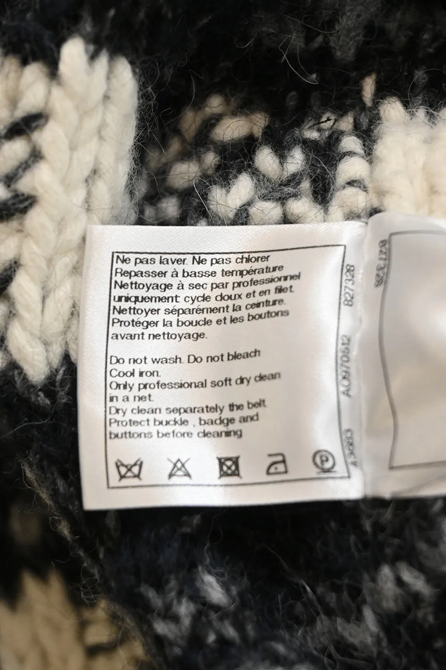 [WW38219] Chanel | Outerwear