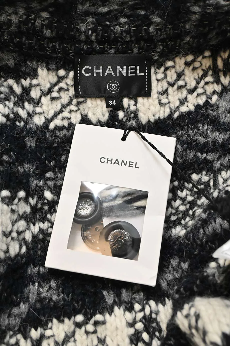 [WW38219] Chanel | Outerwear
